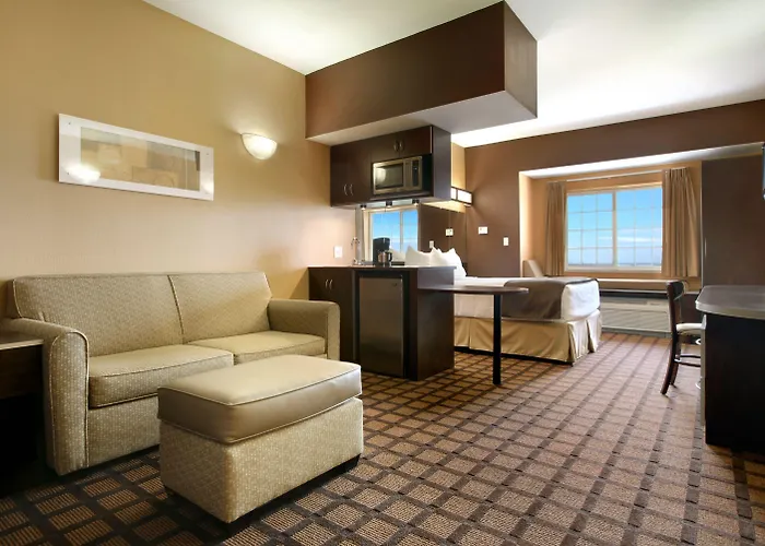 Microtel & By Wyndham Downtown - River Area 3*