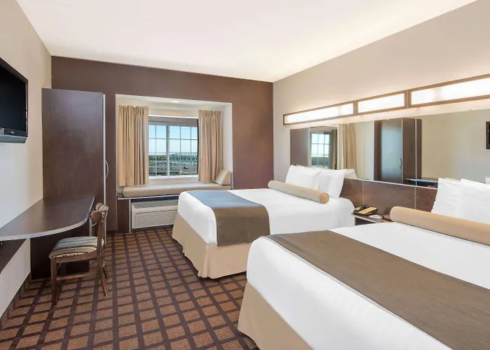 Microtel & By Wyndham Downtown - River Area Hotel 3*