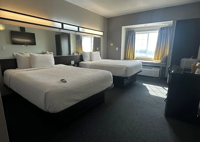 Hotel Microtel & By Wyndham Downtown - River Area