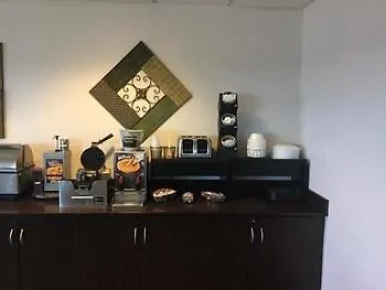 Microtel & By Wyndham Downtown - River Area Hotel Quincy