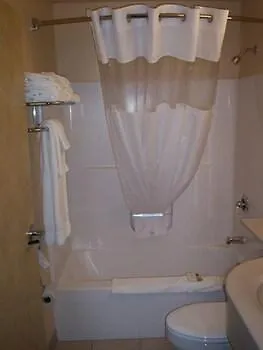 Microtel & By Wyndham Downtown - River Area Hotel