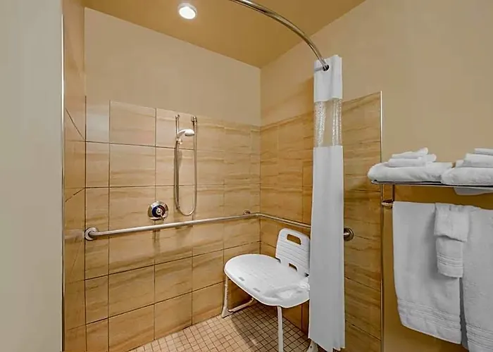 Microtel & By Wyndham Downtown - River Area Hotel 3*