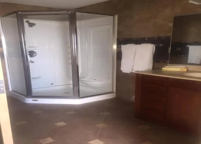 Microtel & By Wyndham Downtown - River Area Hotel Quincy